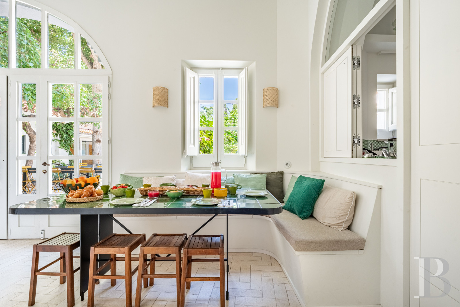 À Cadaques, dans le Parc naturel de Cap de Creus, une impressionnante maison de Peter Harnden, architecte des années 60 - photo  n°9